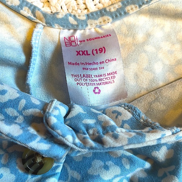🚫Sold NOBO blue & white floral romper jumpsuit sz xxl/19 ties at waist & front - Picture 4 of 6